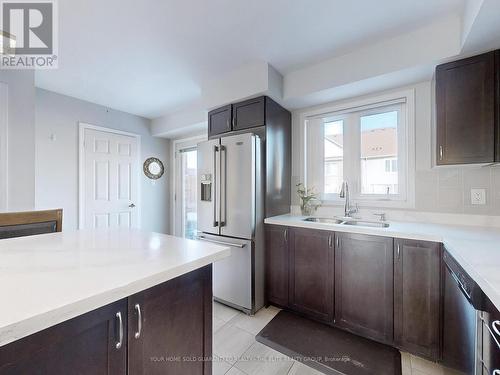 213 - 250 Sunny Meadow Boulevard, Brampton (Sandringham-Wellington), ON - Indoor Photo Showing Kitchen