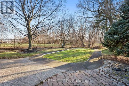 7000 Windsor Crescent, Niagara Falls, ON - Outdoor With View