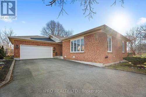 7000 Windsor Crescent, Niagara Falls, ON - Outdoor