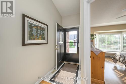 22 - 1077 Hamilton Road, London, ON - Indoor