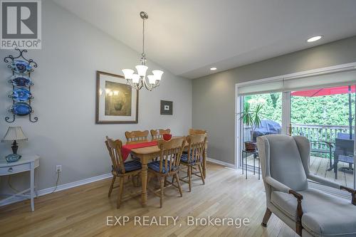 22 - 1077 Hamilton Road, London, ON - Indoor Photo Showing Dining Room