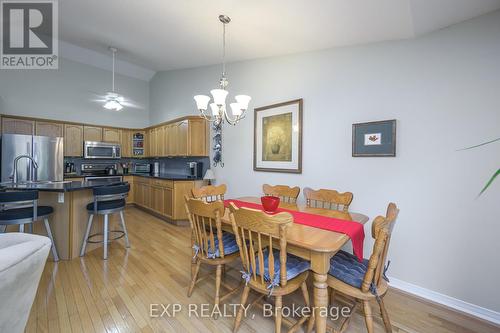 22 - 1077 Hamilton Road, London, ON - Indoor Photo Showing Dining Room