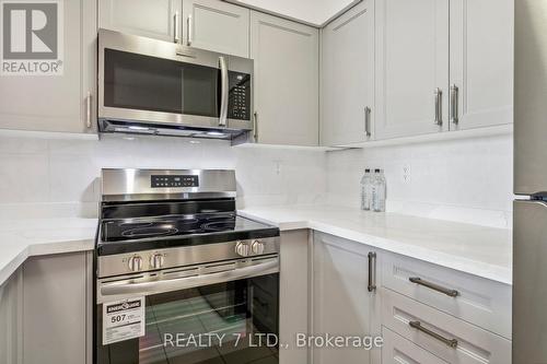 708 - 4968 Yonge Street, Toronto (Lansing-Westgate), ON - Indoor Photo Showing Kitchen