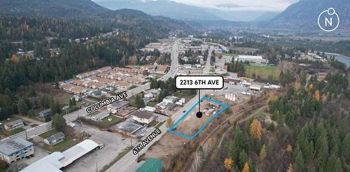 2213 6Th Avenue, South Castlegar, BC 