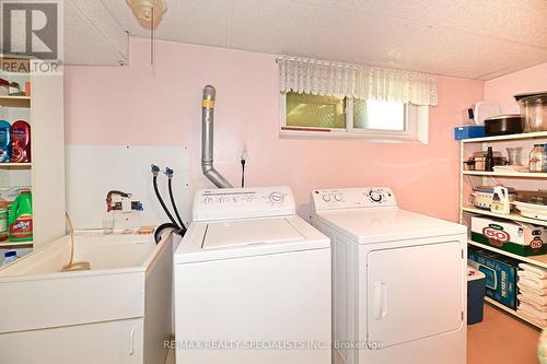 59 Wareside Road, Toronto (Etobicoke West Mall), ON - Indoor Photo Showing Laundry Room