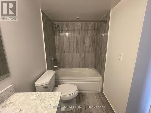 3011 - 955 Bay Street, Toronto (Bay Street Corridor), ON - Indoor Photo Showing Bathroom