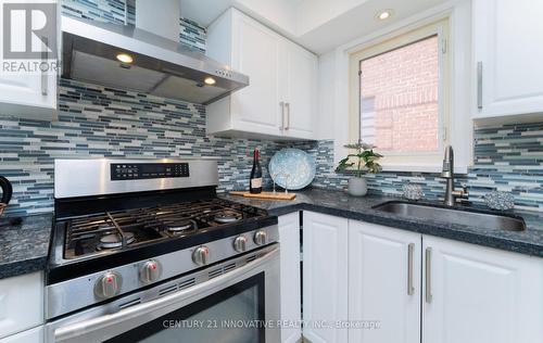 29 Hillary Avenue, Toronto (Keelesdale-Eglinton West), ON - Indoor Photo Showing Kitchen With Upgraded Kitchen