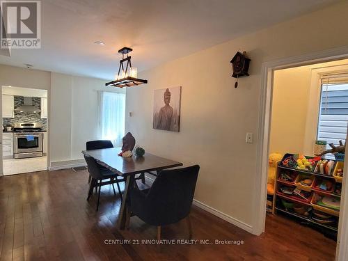 29 Hillary Avenue, Toronto (Keelesdale-Eglinton West), ON - Indoor Photo Showing Dining Room