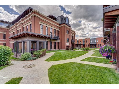 302A - 901 2Nd Avenue, Fernie, BC - Outdoor With Facade