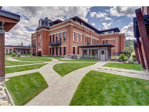 302A - 901 2Nd Avenue, Fernie, BC - Outdoor With Facade