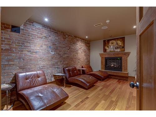 302A - 901 2Nd Avenue, Fernie, BC - Indoor Photo Showing Other Room With Fireplace