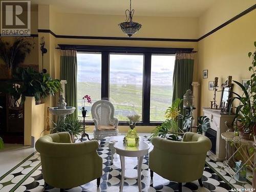 Clary Acreage, Happyland Rm No. 231, SK - Indoor Photo Showing Living Room