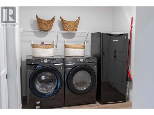 9833 Osprey Landing Drive, Wardner, BC - Indoor Photo Showing Laundry Room