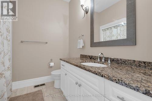 75 Sycamore Drive, Belleville, ON - Indoor Photo Showing Bathroom