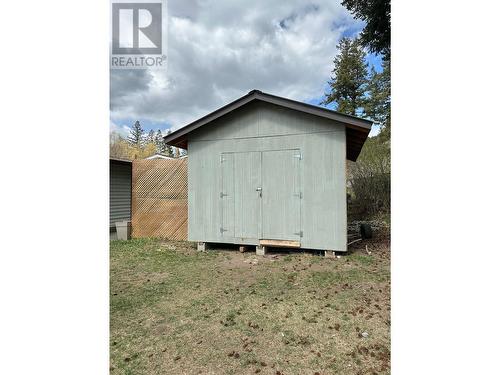 1110 N Twelfth Avenue, Williams Lake, BC - Outdoor