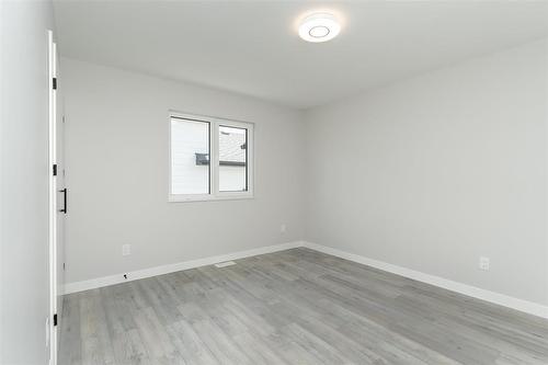 199 Wyndham Estate Drive, Steinbach, MB - Indoor Photo Showing Other Room