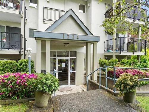 101-1714 Fort St, Victoria, BC - Outdoor