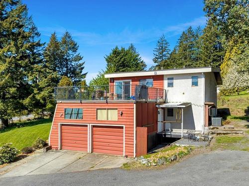 544 Windthrop Rd, Colwood, BC 