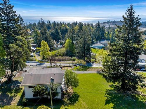 544 Windthrop Rd, Colwood, BC 