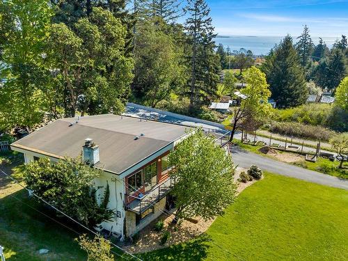 544 Windthrop Rd, Colwood, BC 