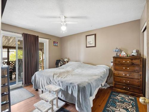 1611 Spartan Place, Kamloops, BC - Indoor Photo Showing Bedroom