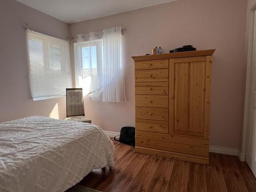 1661 Bann Street, Merritt, BC - Indoor Photo Showing Bedroom