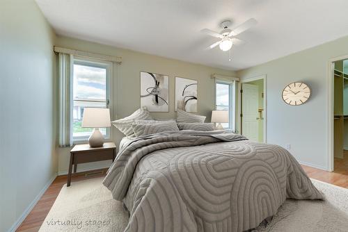 527-1255 Raymer Avenue, Kelowna, BC - Indoor Photo Showing Bedroom