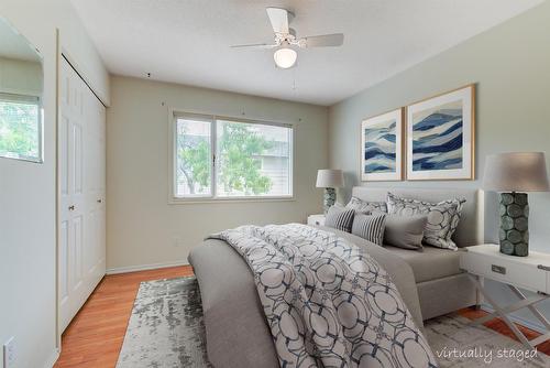 527-1255 Raymer Avenue, Kelowna, BC - Indoor Photo Showing Bedroom