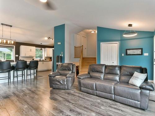 Overall view - 781 Rue Du Soleil, L'Épiphanie, QC - Indoor Photo Showing Living Room