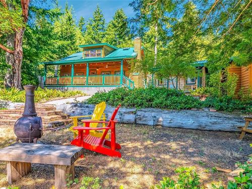 3052 Bay Rd, Qualicum Beach, BC 