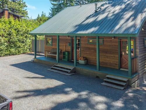 3052 Bay Rd, Qualicum Beach, BC 