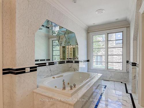 28 Old English Lane, Markham, ON - Indoor Photo Showing Bathroom