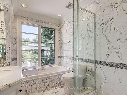 28 Old English Lane, Markham, ON - Indoor Photo Showing Bathroom