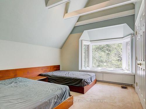 28 Old English Lane, Markham, ON - Indoor Photo Showing Bedroom