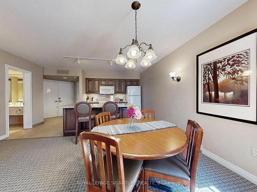 2006/20-90 Highland Dr, Oro-Medonte, ON - Indoor Photo Showing Dining Room