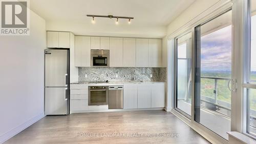 3127 - 5 Mabelle Avenue, Toronto (Islington-City Centre West), ON - Indoor Photo Showing Kitchen With Upgraded Kitchen