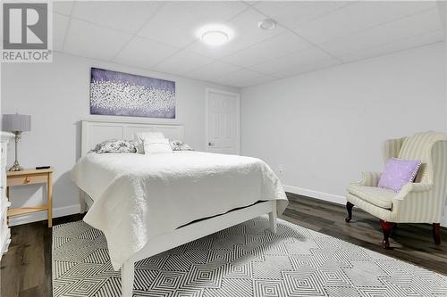 6686 Yacht Boulevard, Cornwall, ON - Indoor Photo Showing Bedroom