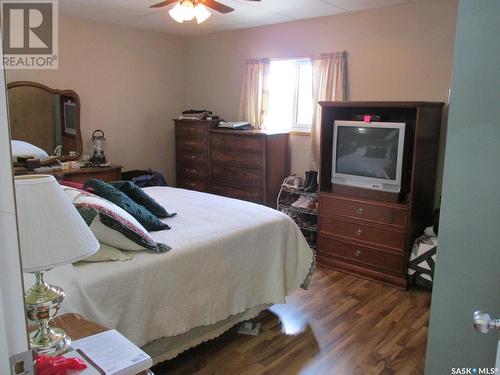 711 2Nd Street W, Nipawin, SK - Indoor Photo Showing Bedroom