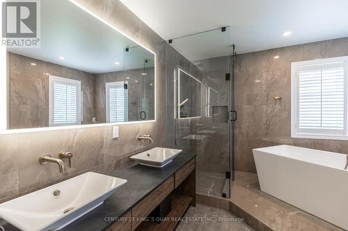 31 Eyer Drive, Markham, ON - Indoor Photo Showing Bathroom