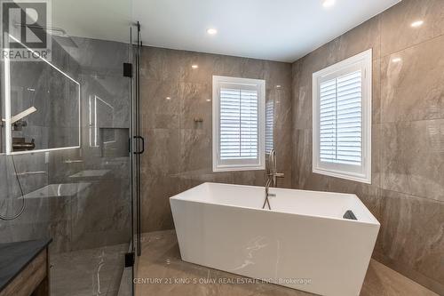 31 Eyer Drive, Markham, ON - Indoor Photo Showing Bathroom