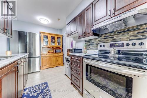 1604 - 100 Prudential Drive, Toronto (Dorset Park), ON - Indoor Photo Showing Kitchen