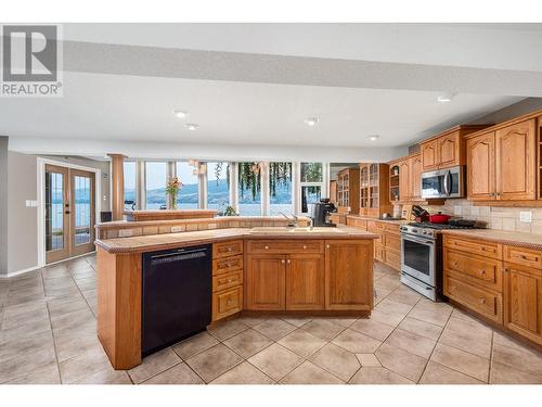 8180 Tronson Road, Vernon, BC - Indoor Photo Showing Kitchen With Double Sink