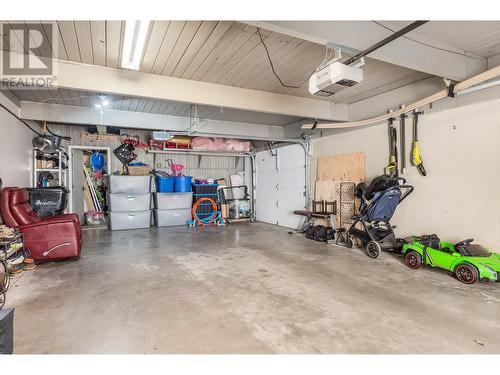 8180 Tronson Road, Vernon, BC - Indoor Photo Showing Garage