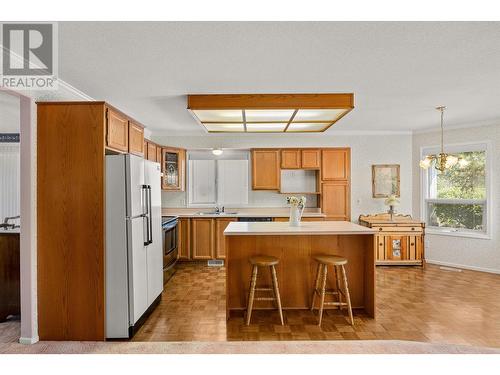 1201 Cameron Avenue Unit# 54, Kelowna, BC - Indoor Photo Showing Kitchen