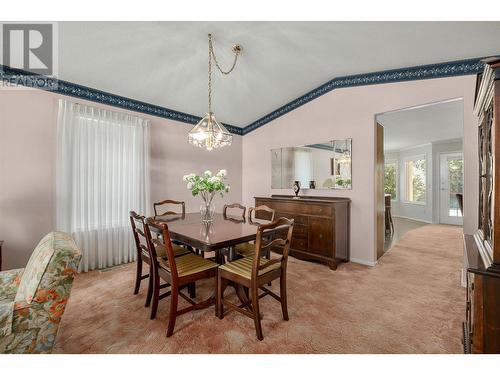 1201 Cameron Avenue Unit# 54, Kelowna, BC - Indoor Photo Showing Dining Room