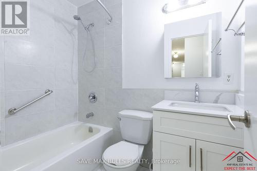 617 - 100 Dundalk Drive, Toronto (Dorset Park), ON - Indoor Photo Showing Bathroom