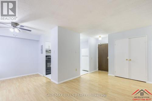 617 - 100 Dundalk Drive, Toronto, ON - Indoor Photo Showing Other Room