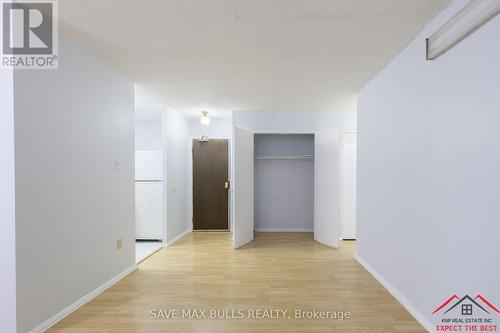 617 - 100 Dundalk Drive, Toronto, ON - Indoor Photo Showing Other Room