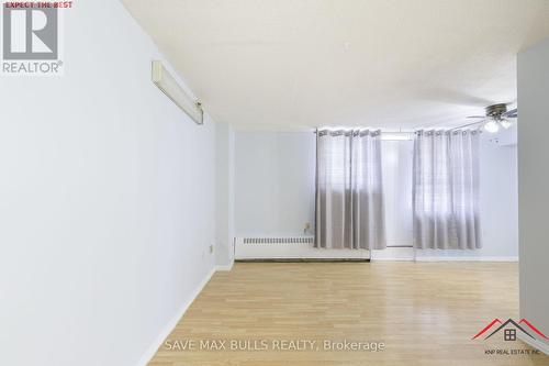 617 - 100 Dundalk Drive, Toronto, ON - Indoor Photo Showing Other Room