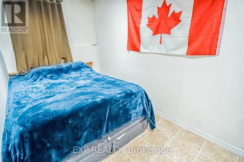 197 Park Avenue, East Gwillimbury, ON - Indoor Photo Showing Bedroom